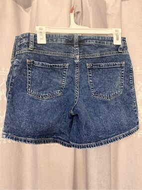MATERNITY Shorts sz 4